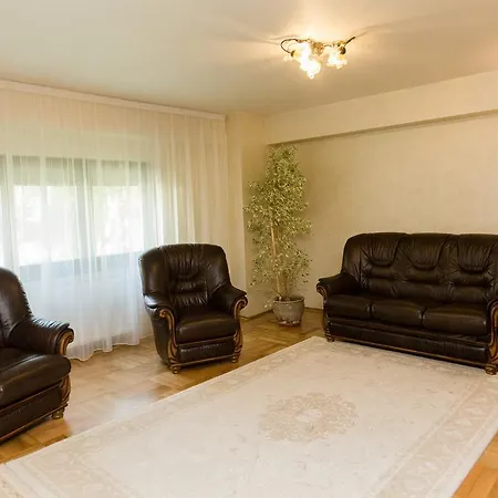 Lux Apartament Gheorgheni Apartamento *