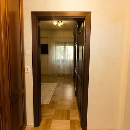 Lux Apartament Gheorgheni *